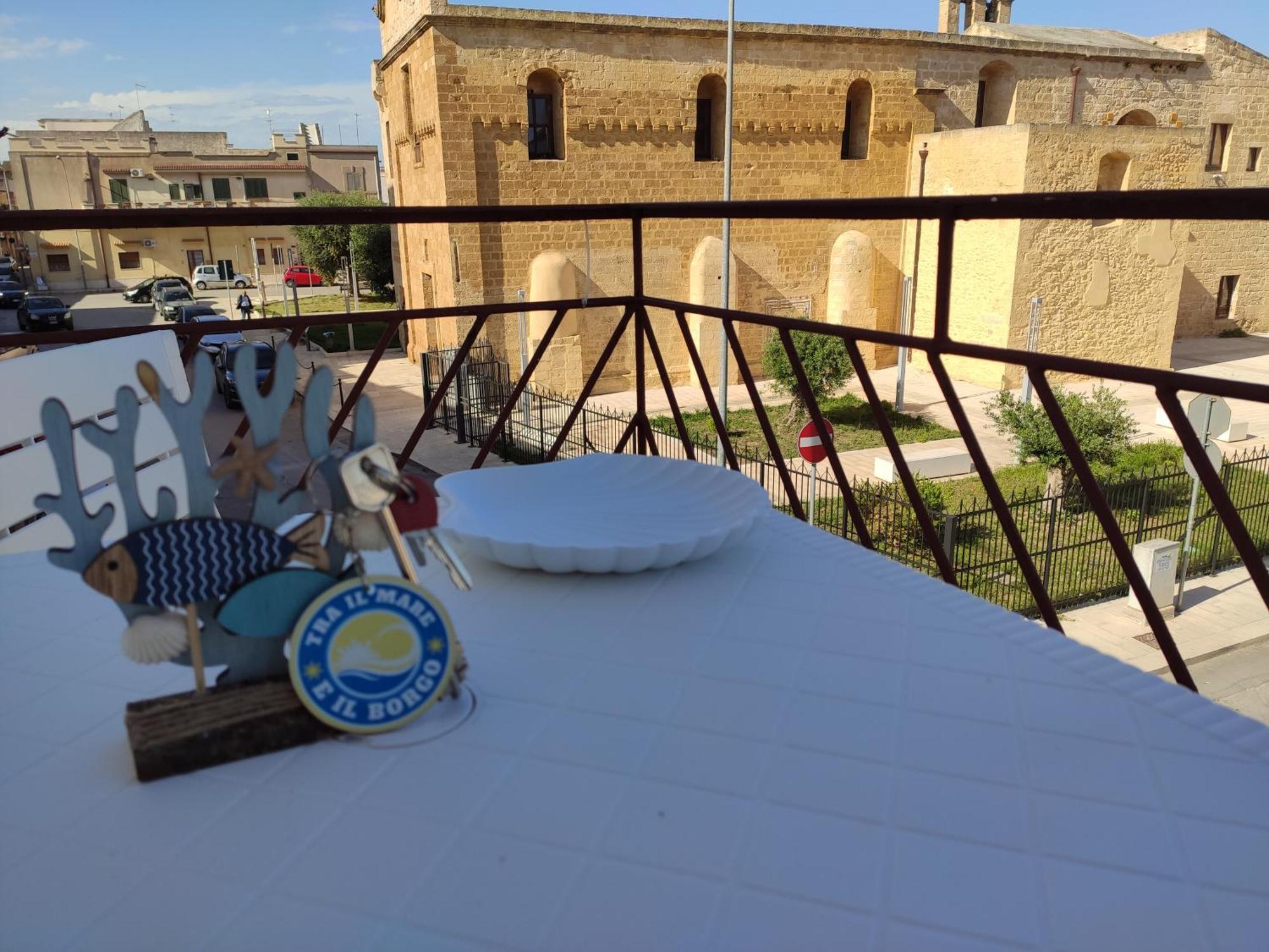 Tra Il Mare E Il Borgo - Pulsano Lägenhet Exteriör bild